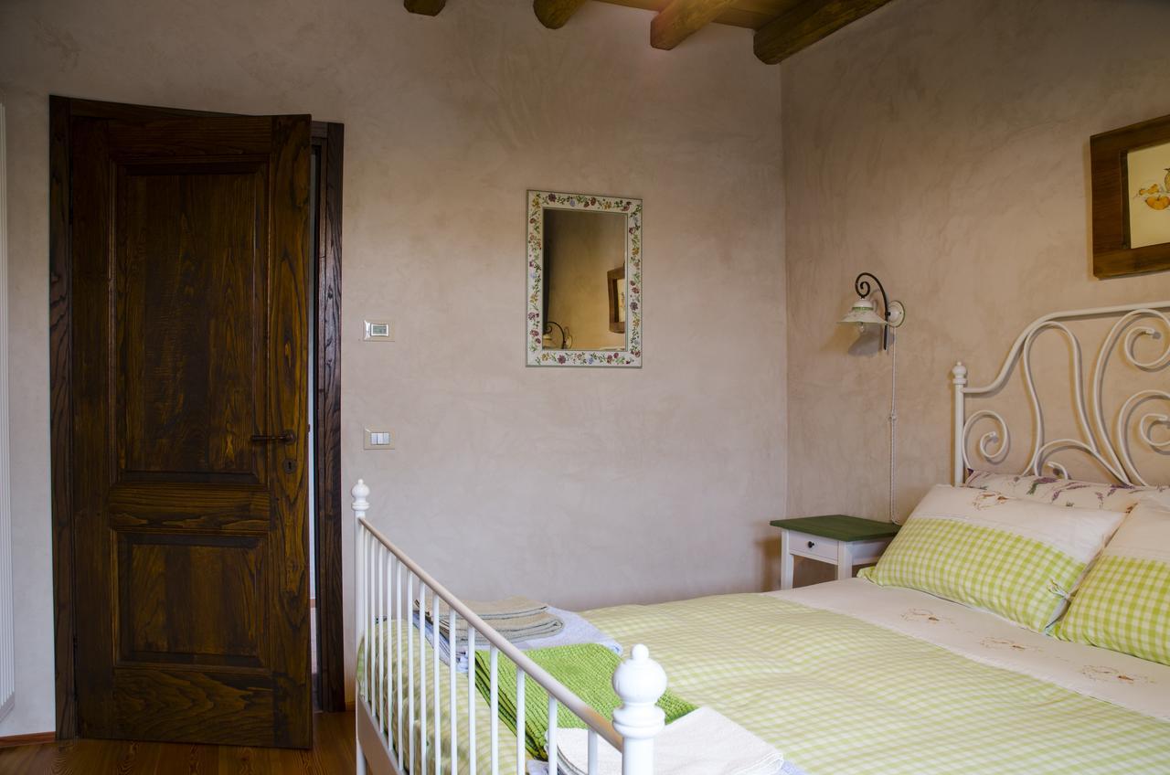 Agriturismo Il Posto Delle Fragole San Giovanni Bianco Buitenkant foto